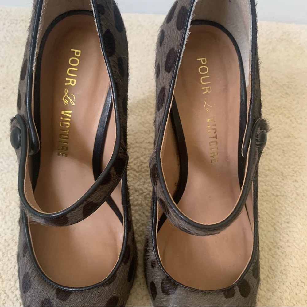 Pour La Victoire Women Size:6 1/2 Brown Pointed Toe Polka Dot Stiletto Heels - Picture 3 of 12